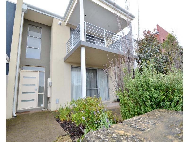 12 Congenial Loop, Atwell WA 6164