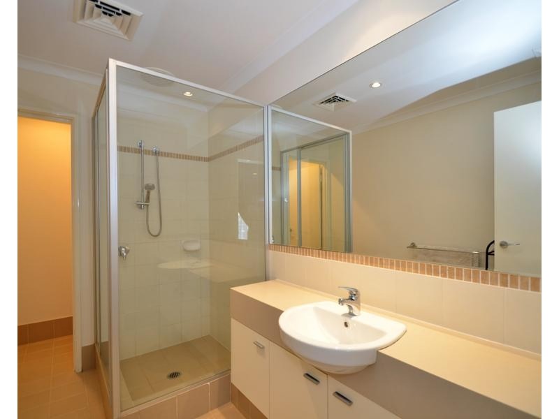 12 Congenial Loop, Atwell WA 6164