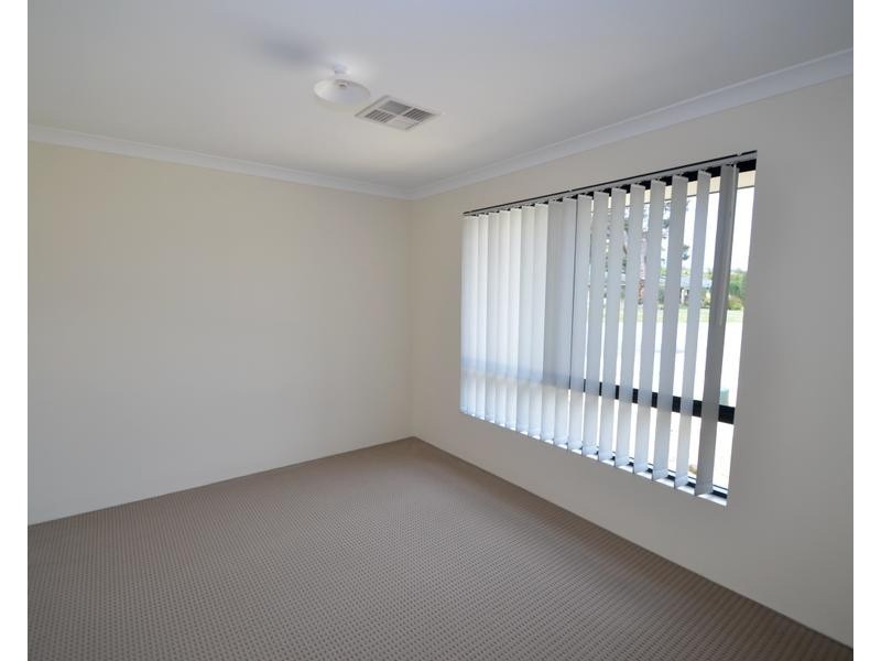 45B Amanda Drive, Camillo WA 6111