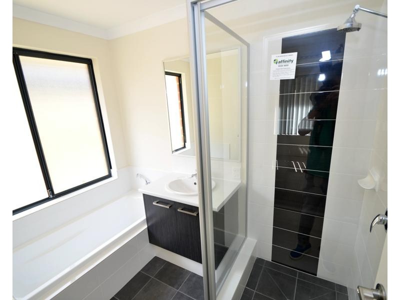 45B Amanda Drive, Camillo WA 6111