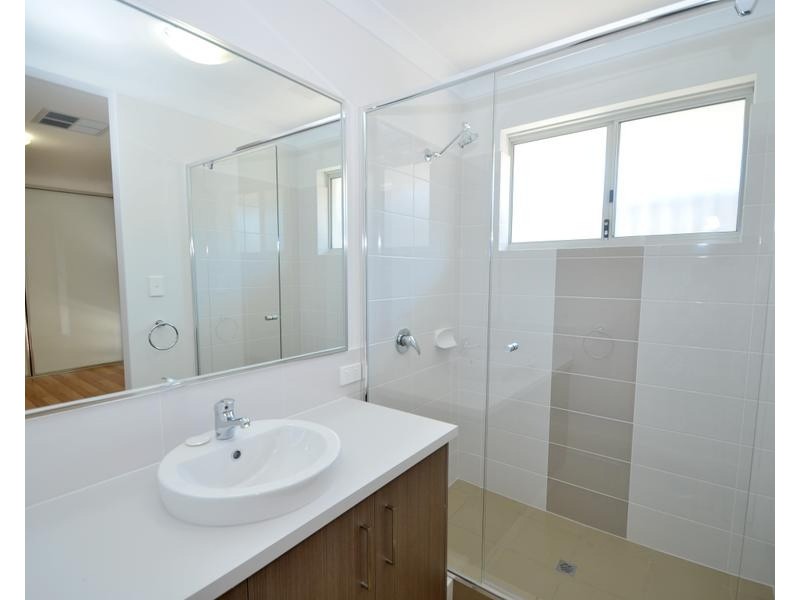 4A Stratford Place, Bentley WA 6102