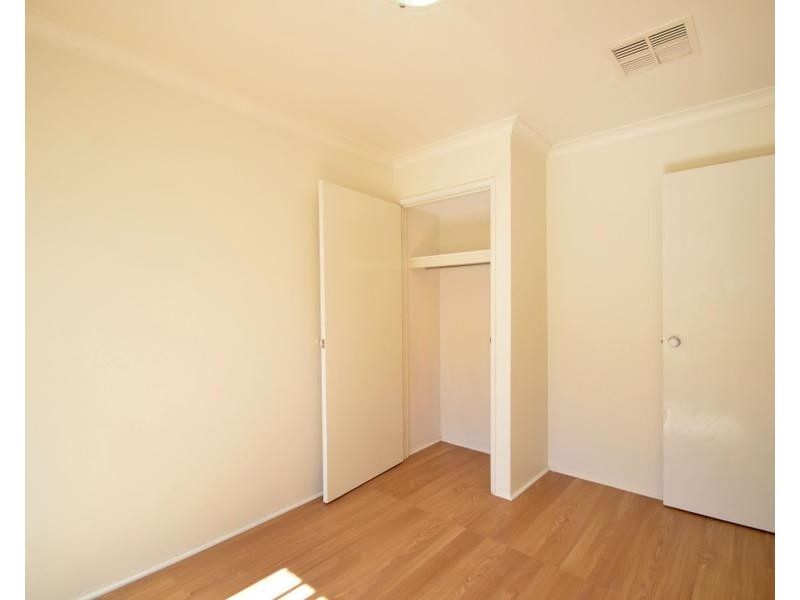 8 Yoorn Way, Bertram WA 6167
