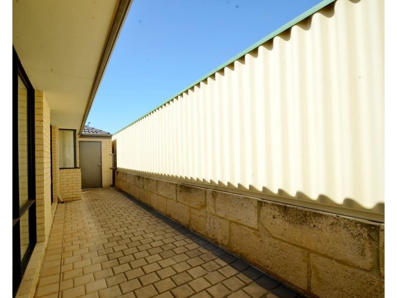 8 Yoorn Way, Bertram WA 6167