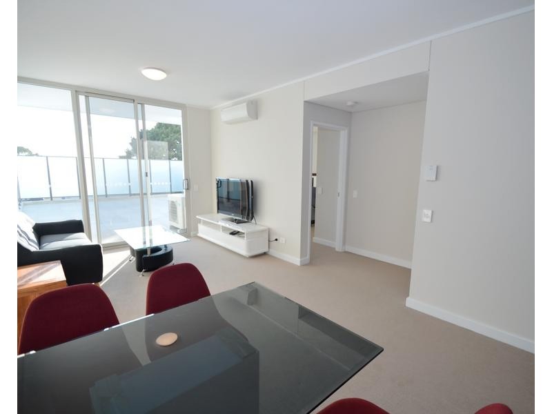 308/18 Cecil Avenue, Cannington WA 6107