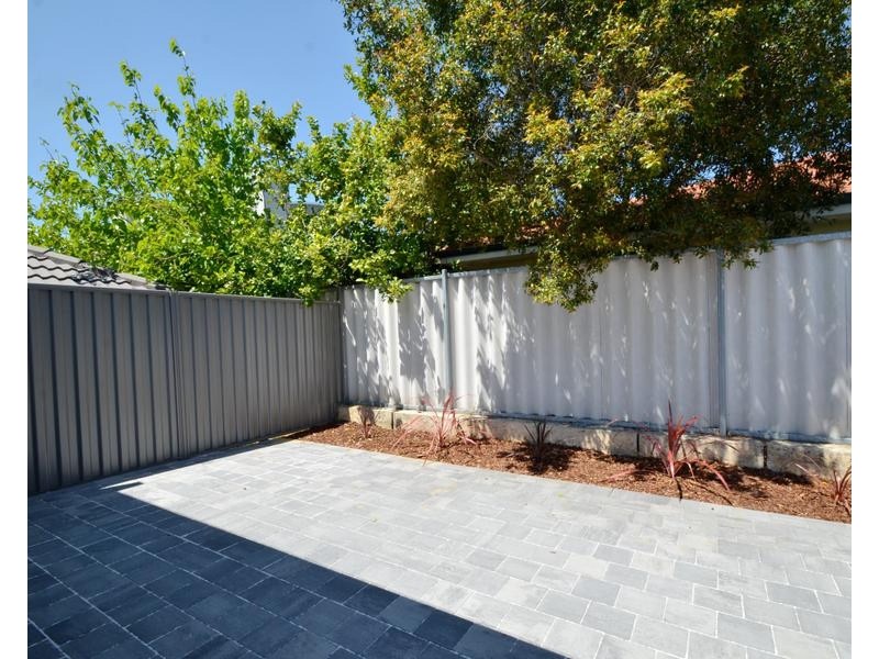 4C Stratford Place, Bentley WA 6102