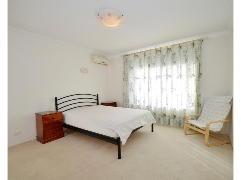 22 Kooralbyn Valley Cres, Jandakot WA 6164