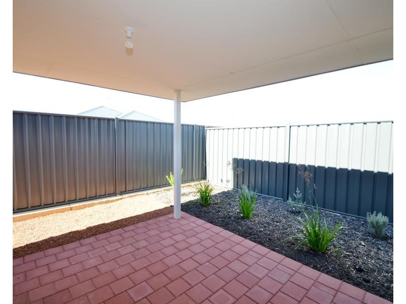 7 Friston St, Hilbert WA 6112