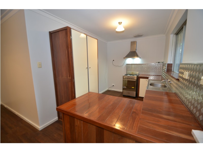 31 Lensham Place, Armadale WA 6112