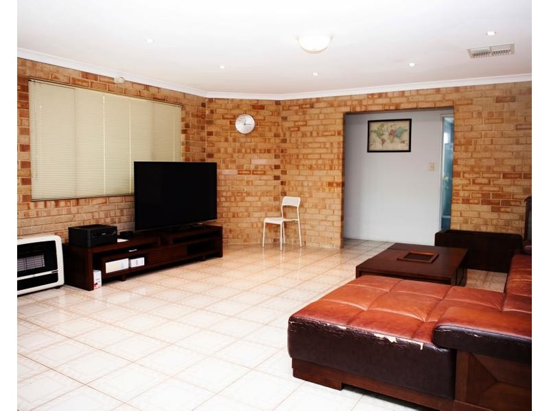 96 Hill View Terrace, St James WA 6102