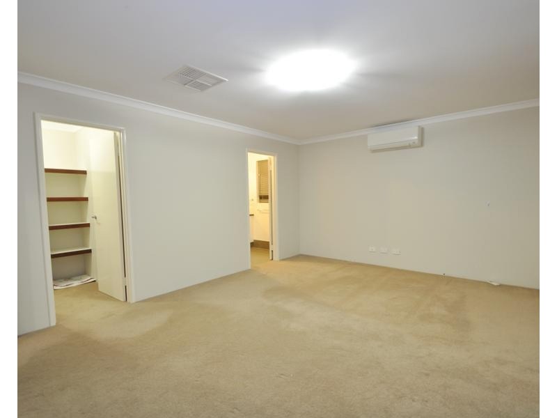 68 Kenton Way, Rockingham WA 6168