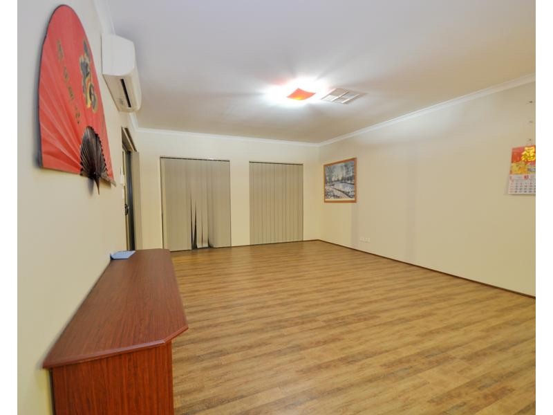 68 Kenton Way, Rockingham WA 6168