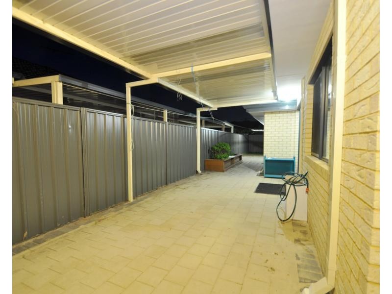 68 Kenton Way, Rockingham WA 6168