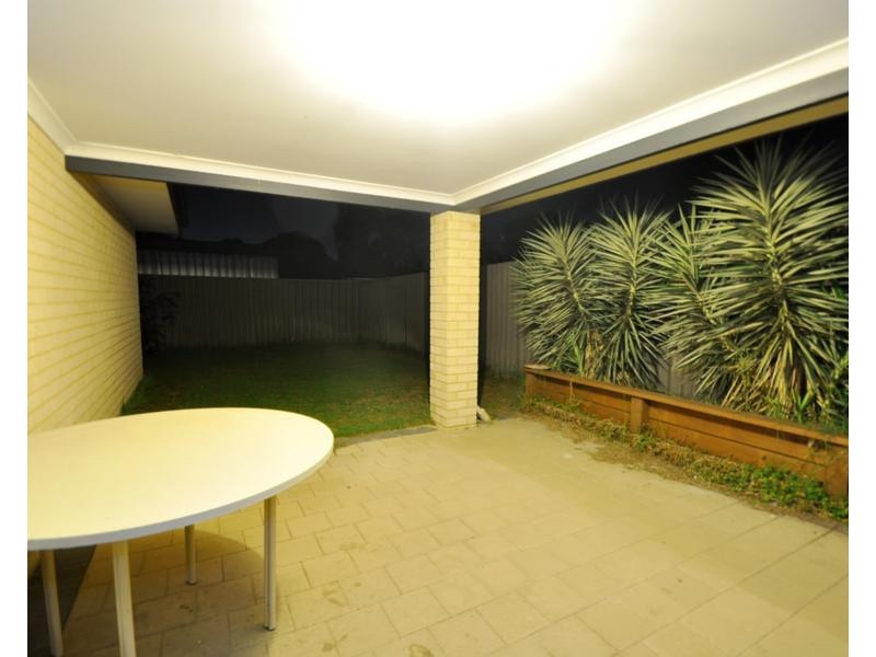 68 Kenton Way, Rockingham WA 6168