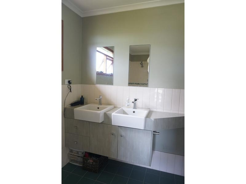 15 Attadale Court, Elanora QLD 4221
