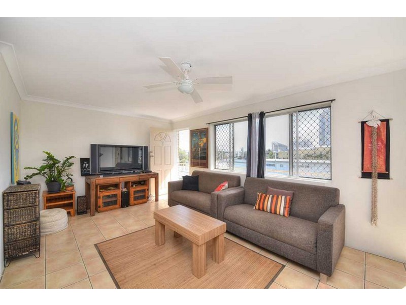 7/2589 GOLD COAST HIGHWAY, Mermaid Beach QLD 4218