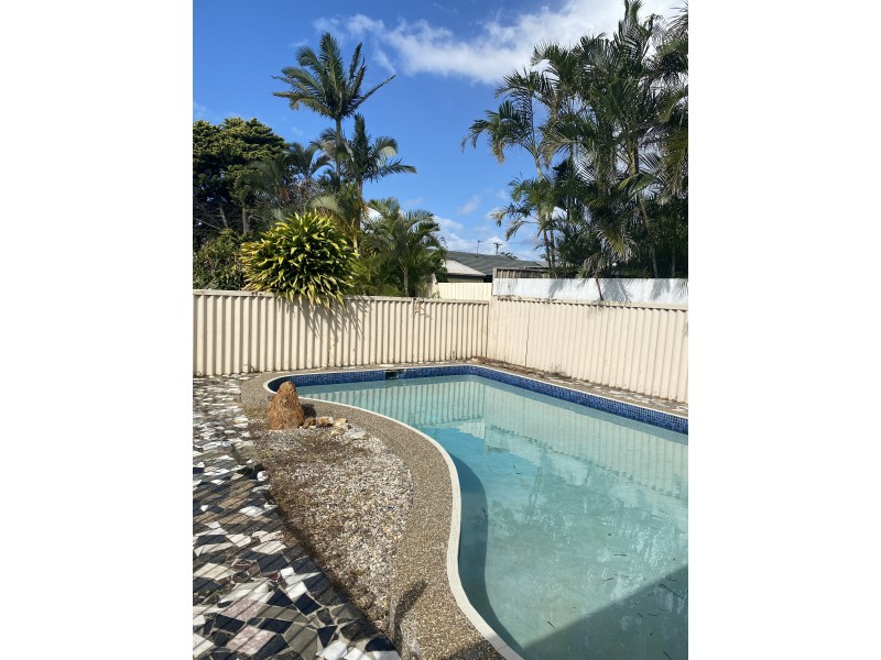 38 Coogeen Street, Bundall QLD 4217