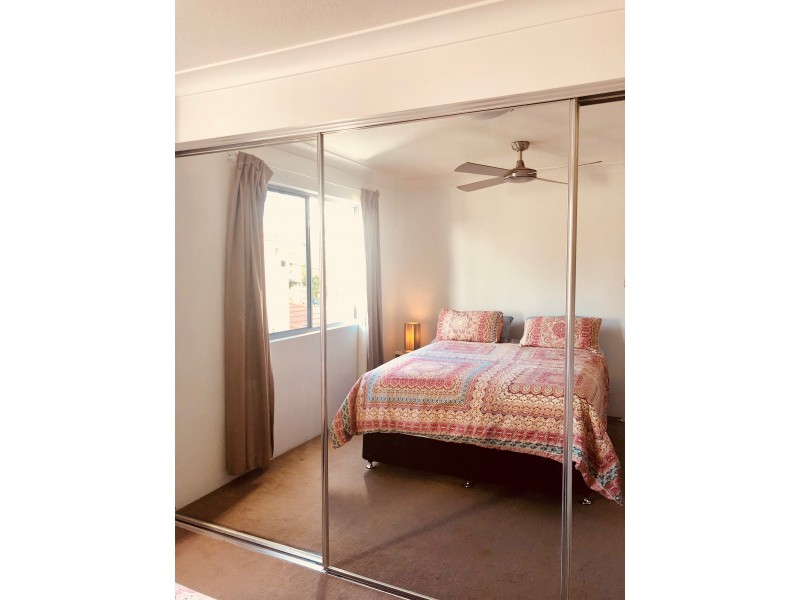 6/24 PROUD STREET, Labrador QLD 4215