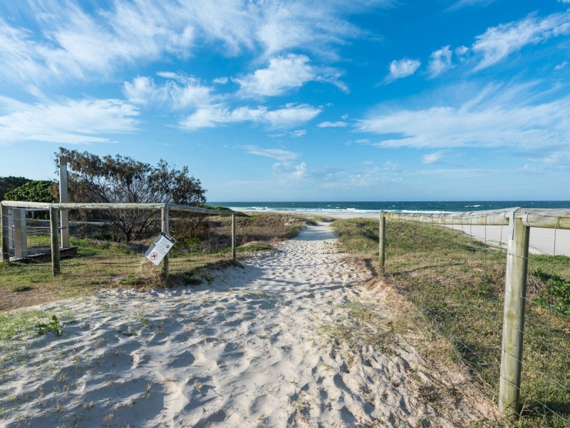 1/11 Haig Street, Coolangatta QLD 4225