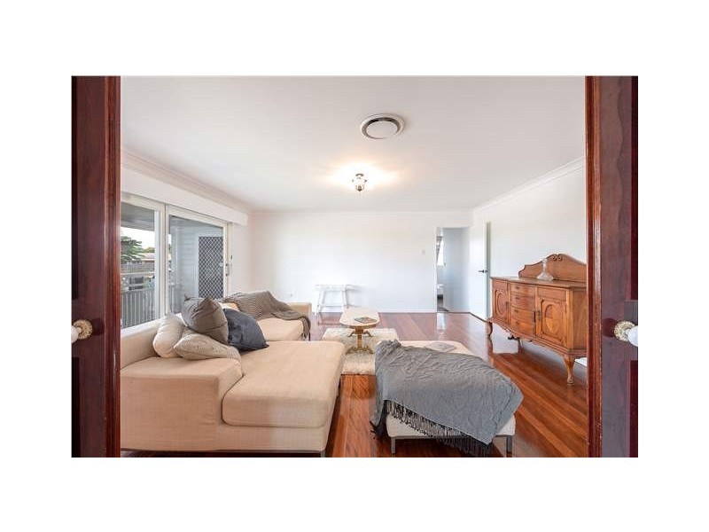 295 WHITEHILL ROAD, Flinders View QLD 4305