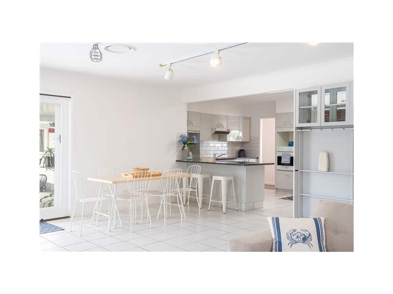295 WHITEHILL ROAD, Flinders View QLD 4305