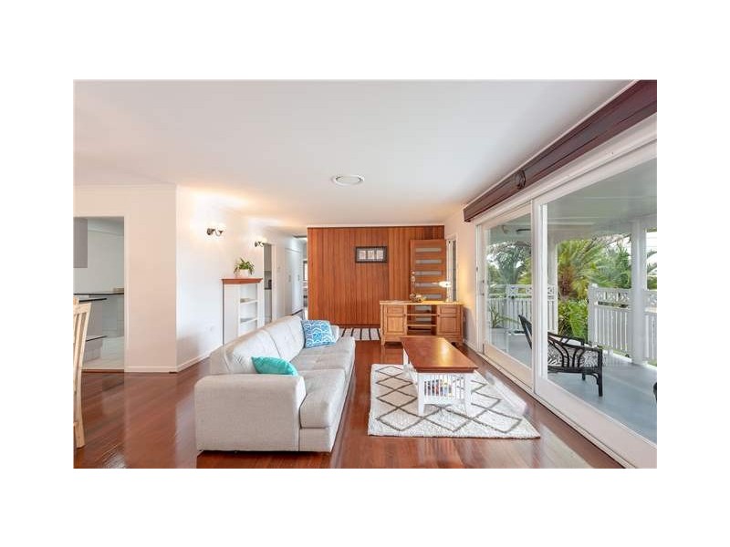 295 WHITEHILL ROAD, Flinders View QLD 4305