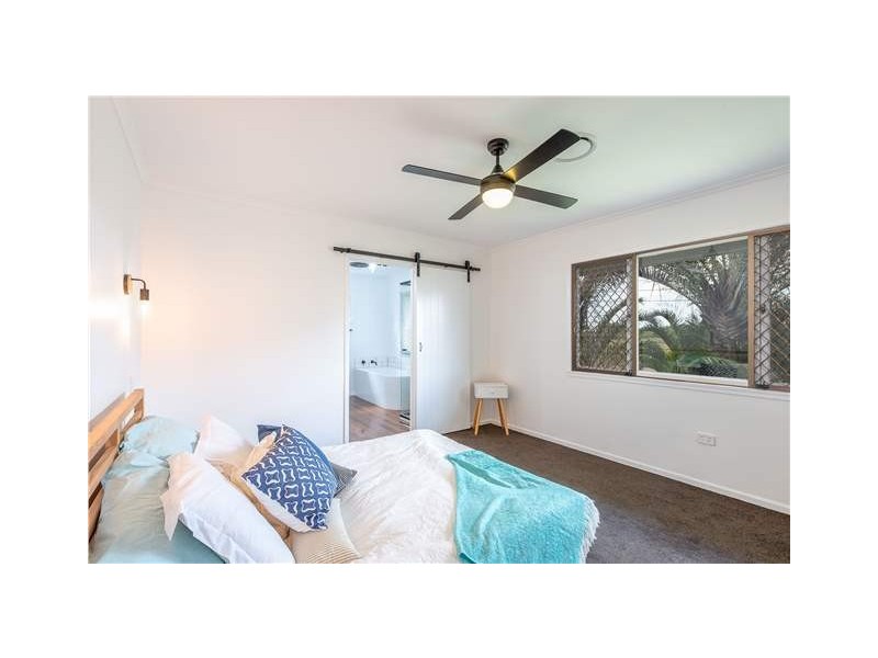 295 WHITEHILL ROAD, Flinders View QLD 4305