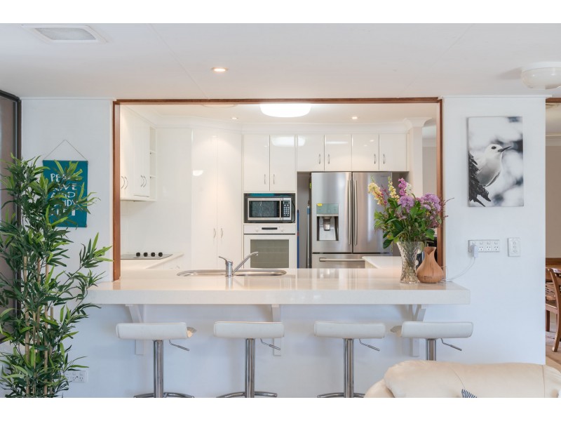 5 CEDAR COURT, Palm Beach QLD 4221