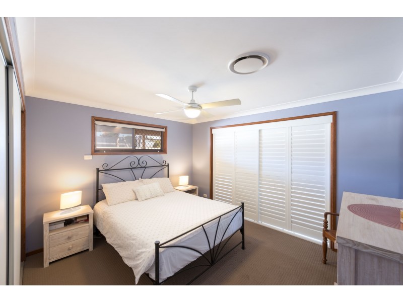 5 CEDAR COURT, Palm Beach QLD 4221