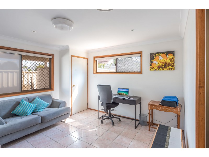 5 CEDAR COURT, Palm Beach QLD 4221