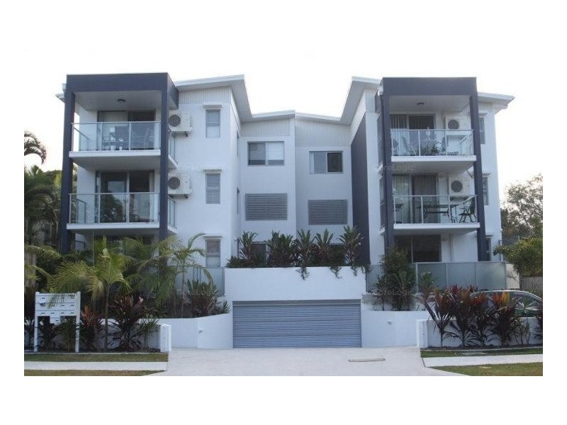 24 PROUD STREET, Labrador QLD 4215