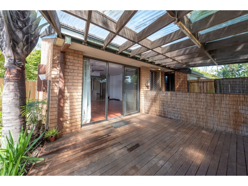 1/80 CHRISTINE AVENUE, Burleigh Waters QLD 4220