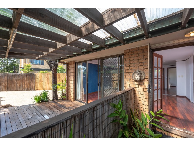 1/80 CHRISTINE AVENUE, Burleigh Waters QLD 4220