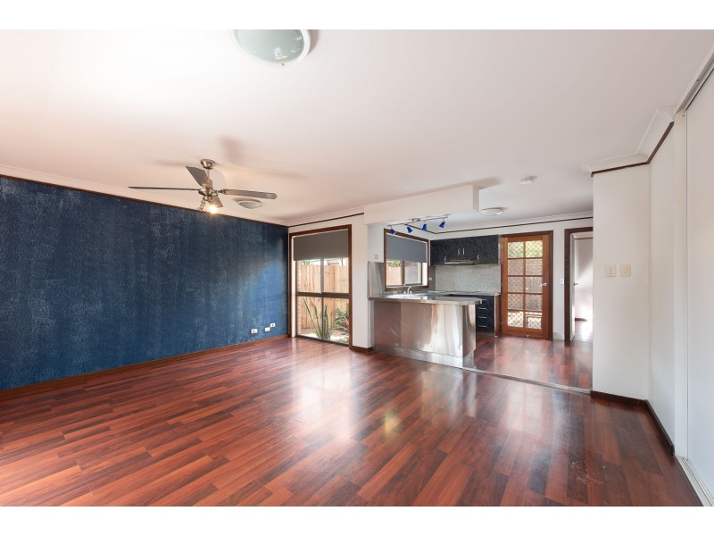 1/80 CHRISTINE AVENUE, Burleigh Waters QLD 4220