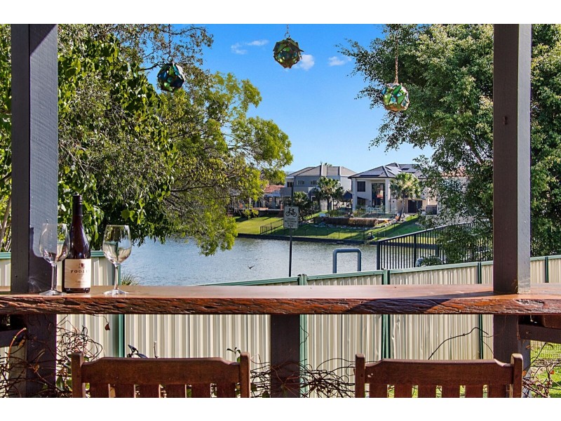 4 PARAKEET PLACE, Burleigh Waters QLD 4220