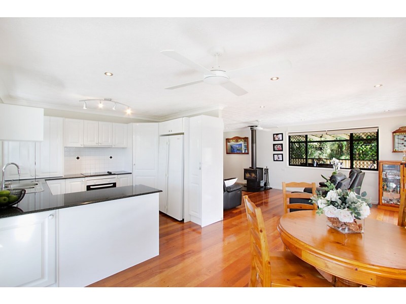 4 PARAKEET PLACE, Burleigh Waters QLD 4220