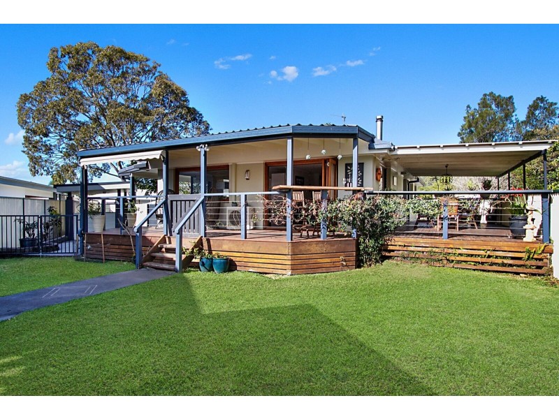 4 PARAKEET PLACE, Burleigh Waters QLD 4220