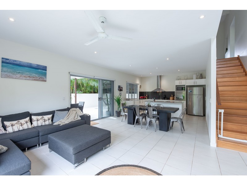 25 CULGOORA CRESCENT, Reedy Creek QLD 4227