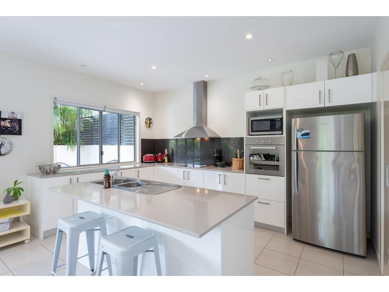 25 CULGOORA CRESCENT, Reedy Creek QLD 4227