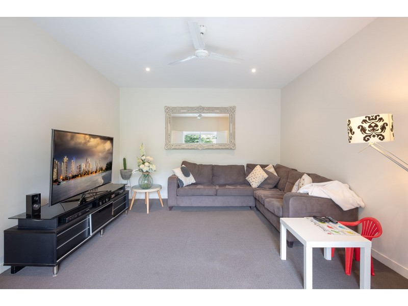 25 CULGOORA CRESCENT, Reedy Creek QLD 4227