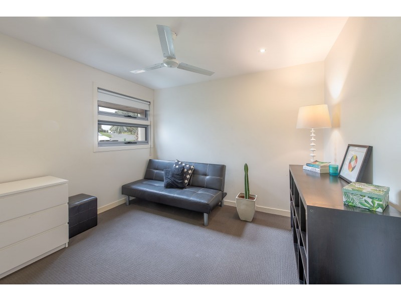 25 CULGOORA CRESCENT, Reedy Creek QLD 4227