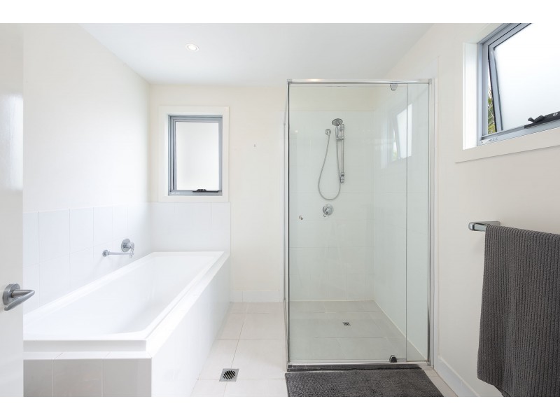 25 CULGOORA CRESCENT, Reedy Creek QLD 4227