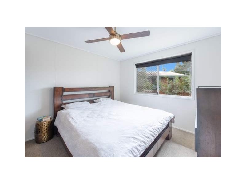 4 POINSETTIA PARADE, Varsity Lakes QLD 4227