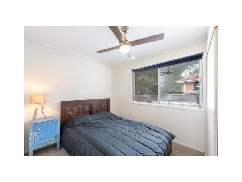 4 POINSETTIA PARADE, Varsity Lakes QLD 4227