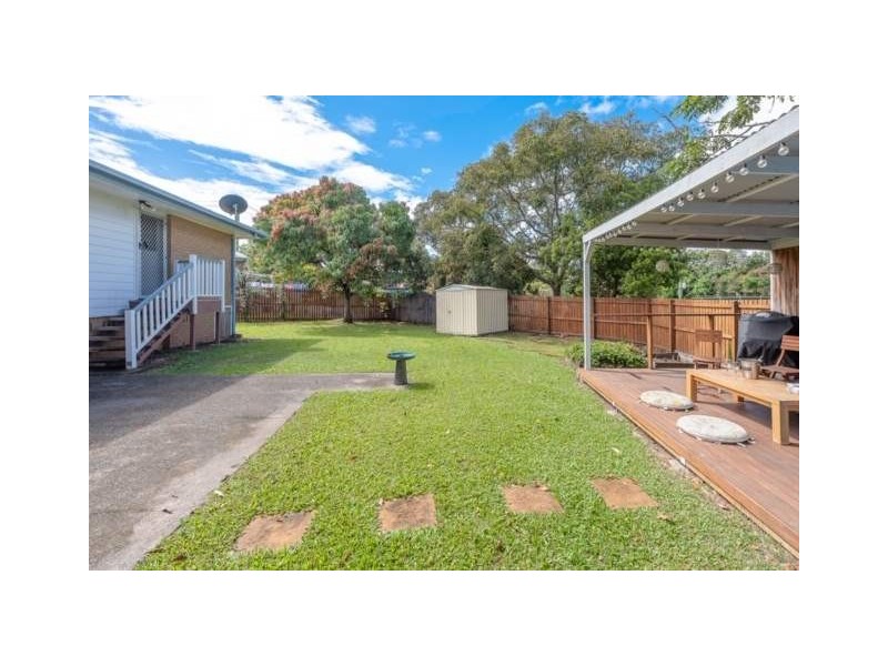 4 POINSETTIA PARADE, Varsity Lakes QLD 4227