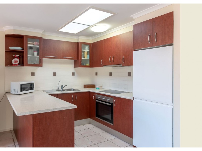 5/10 Woodgate Place, Paradise Point QLD 4216