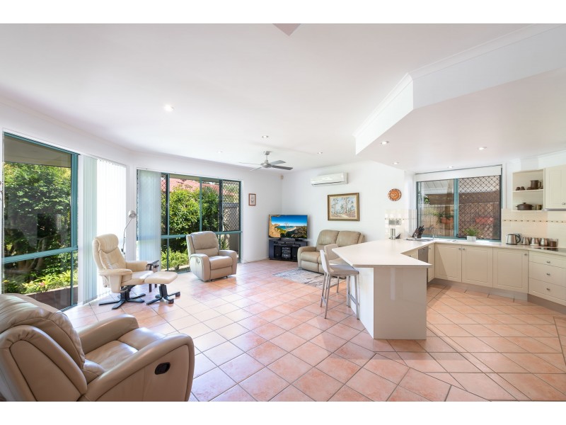 65 Inverness Way, Parkwood QLD 4214