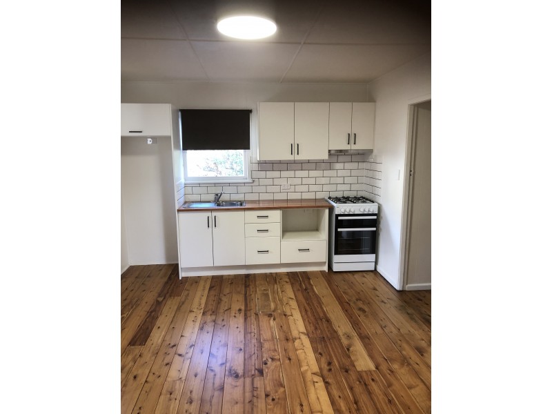 1/16 Ocean St, Runaway Bay QLD 4216