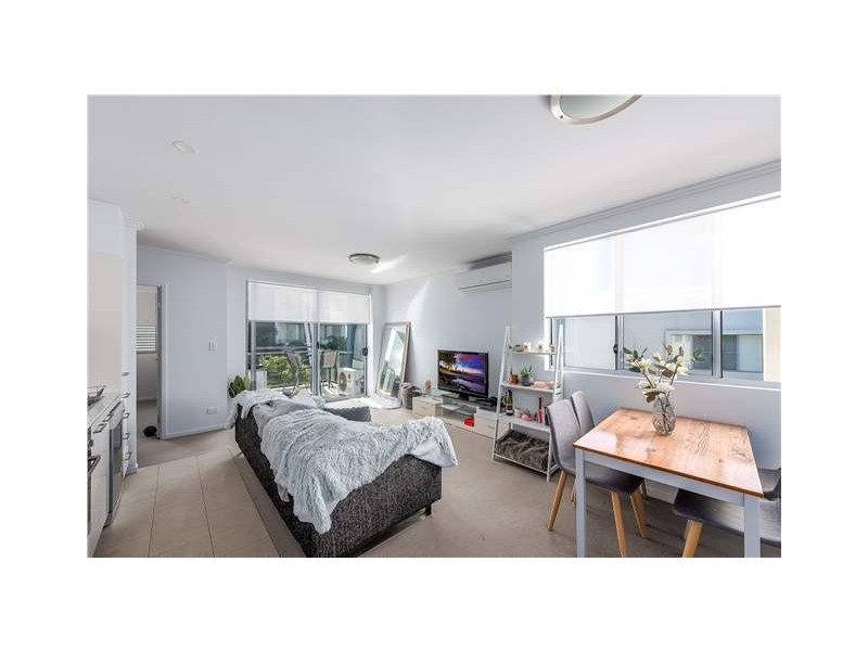 425/29-49 Varsity Parade, Varsity Lakes QLD 4227