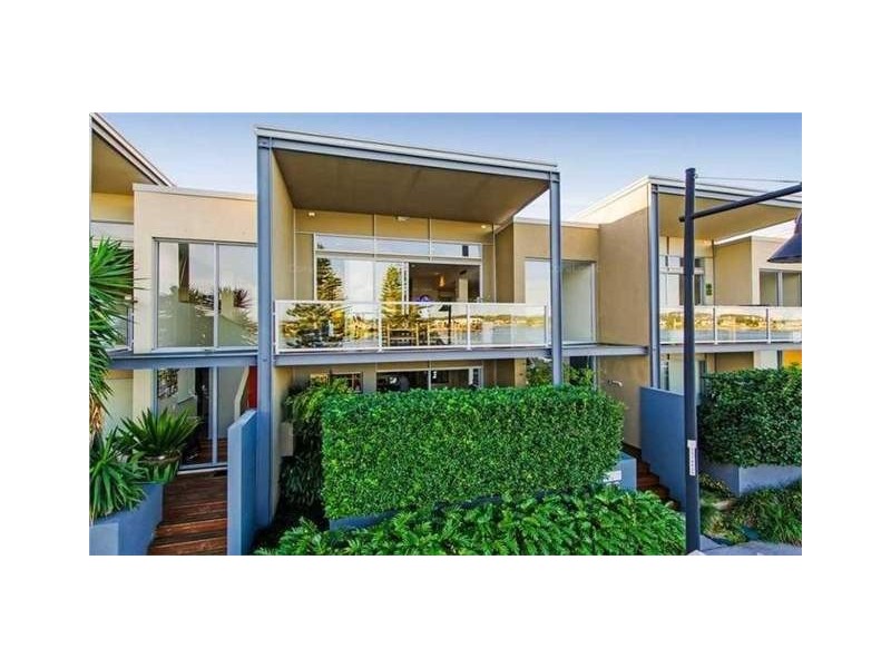 56 Watts Drive, Varsity Lakes QLD 4227