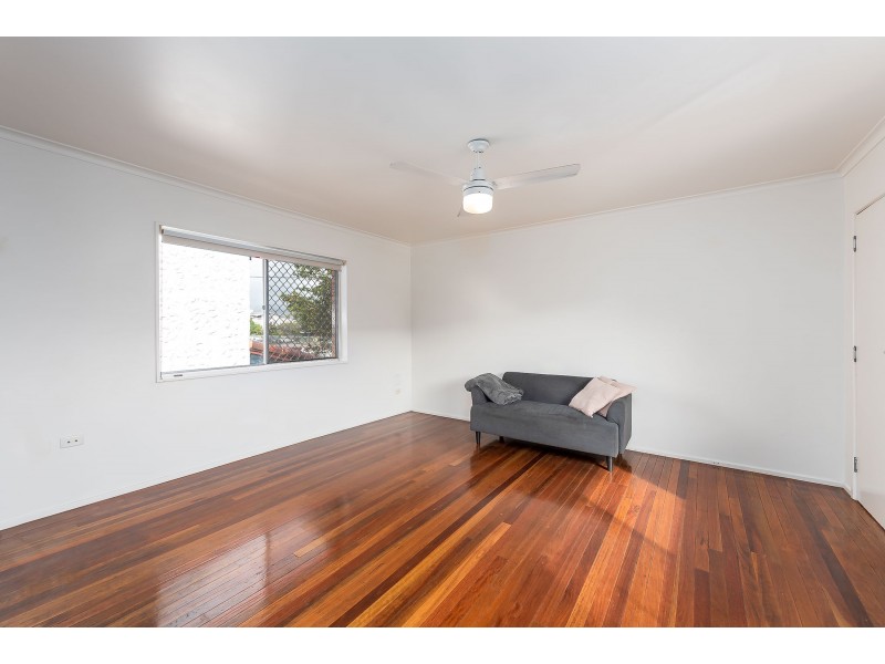 1/2317 Gold Coast Highway, Mermaid Beach QLD 4218